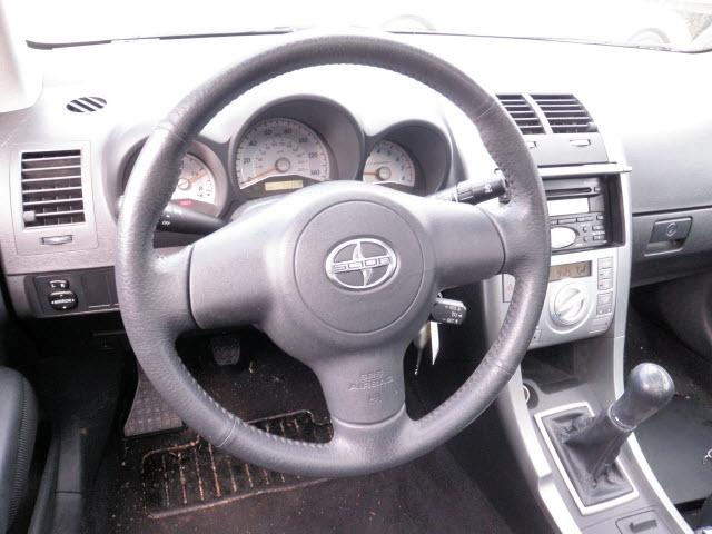 Scion tC 2005 photo 5