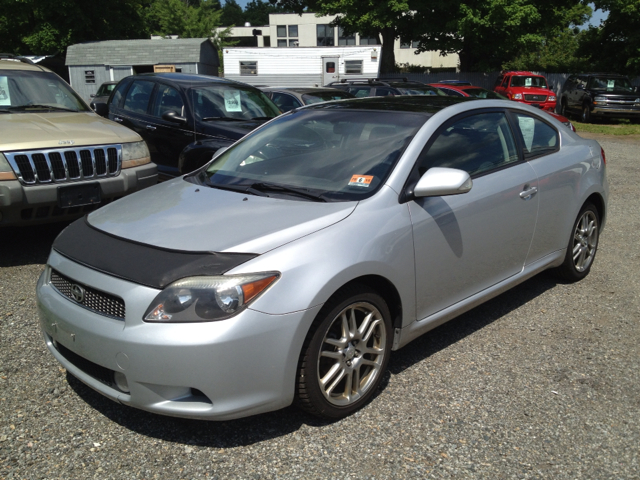 Scion tC 2005 photo 4