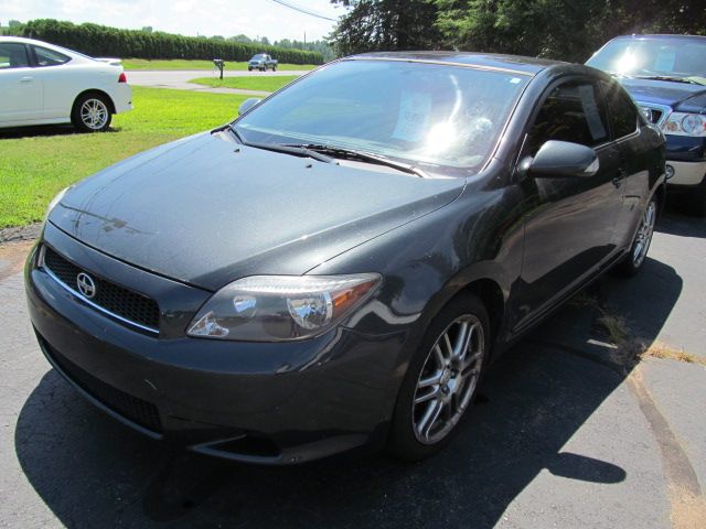 Scion tC 2005 photo 4