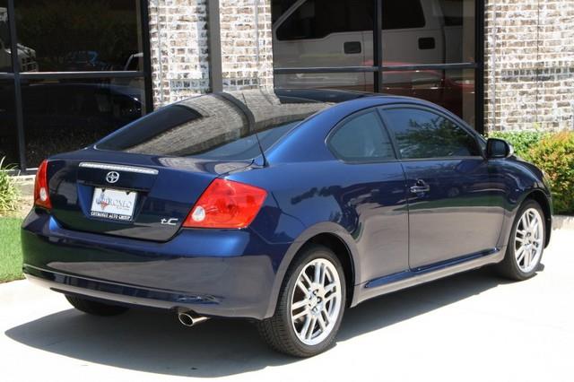 Scion tC 2005 photo 4