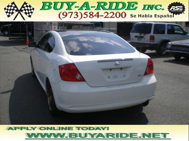 Scion tC 2005 photo 3