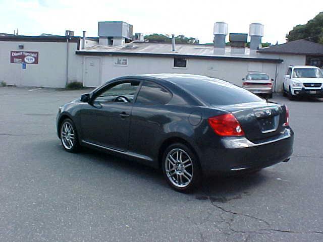 Scion tC 2005 photo 3