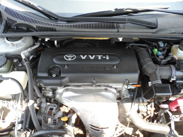 Scion tC 2005 photo 4