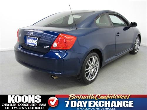 Scion tC 2005 photo 1