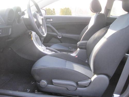 Scion tC 2005 photo 5