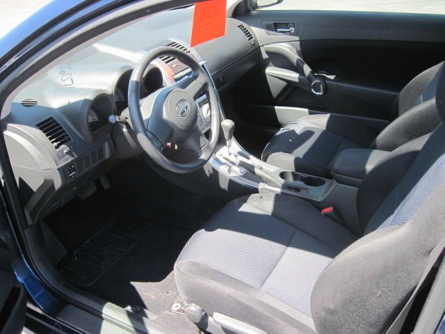 Scion tC 2005 photo 3
