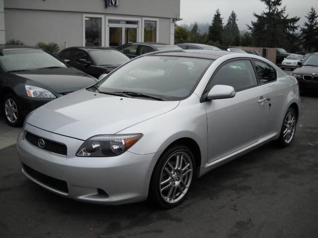 Scion tC 2005 photo 2