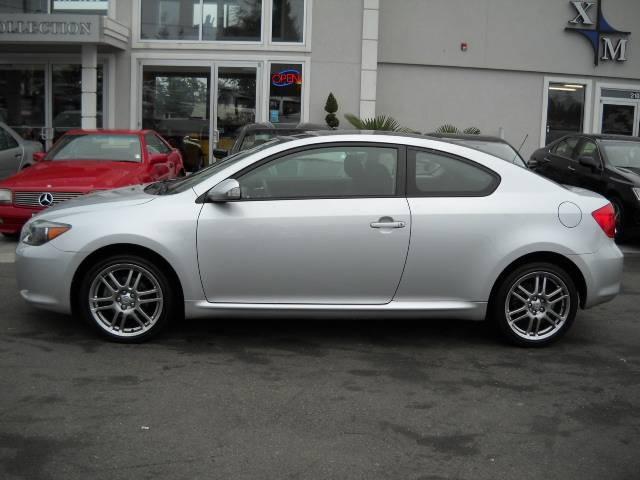 Scion tC 2005 photo 3