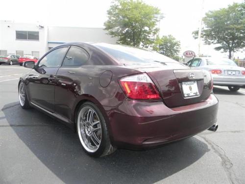 Scion tC 2005 photo 3