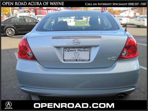 Scion tC 2005 photo 3