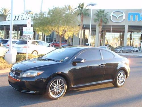 Scion tC 2005 photo 1