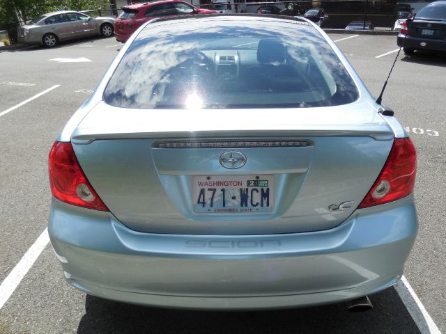 Scion tC 2005 photo 13