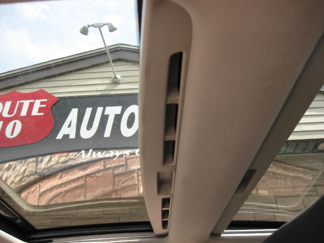 Scion tC 2005 photo 1