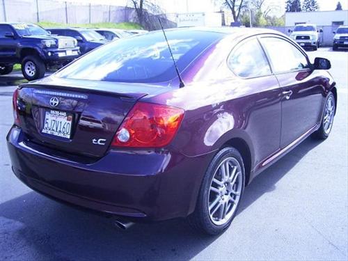 Scion tC 2005 photo 4