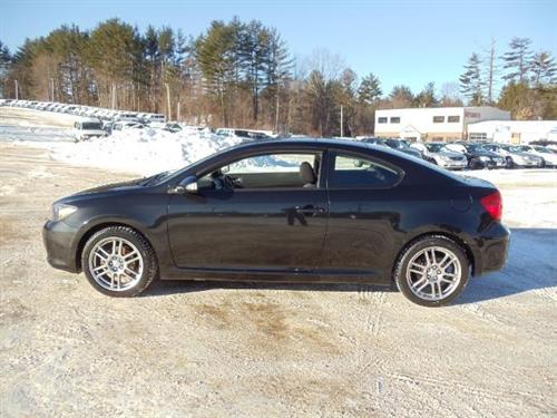 Scion tC 2005 photo 1