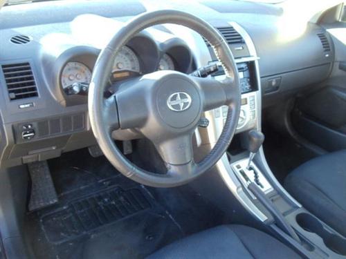 Scion tC 2005 photo 3