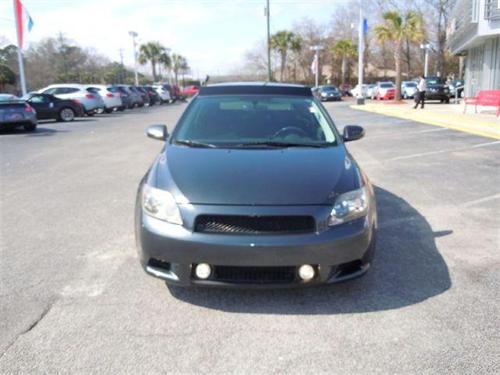 Scion tC 2005 photo 1