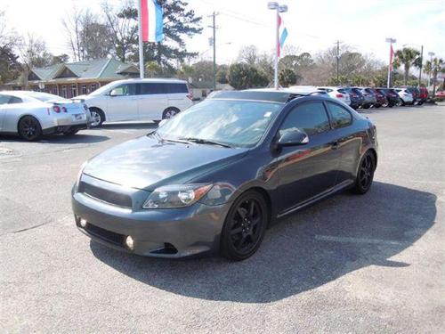 Scion tC 2005 photo 2