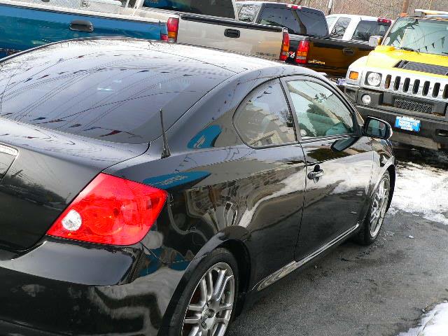 Scion tC 2005 photo 3
