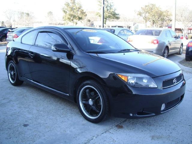 Scion tC 2005 photo 5