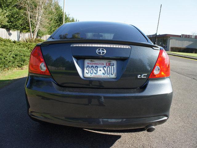 Scion tC 2005 photo 4