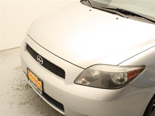 Scion tC 2005 photo 1