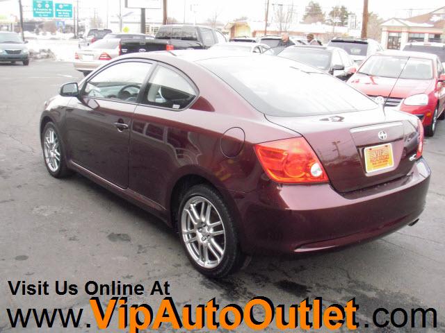 Scion tC 2005 photo 3