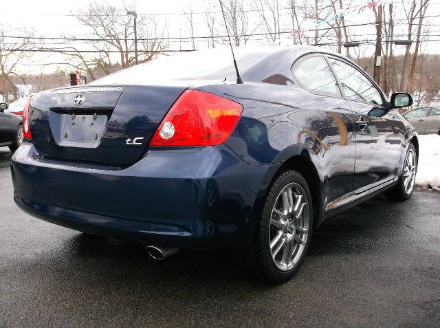 Scion tC 2006 photo 4