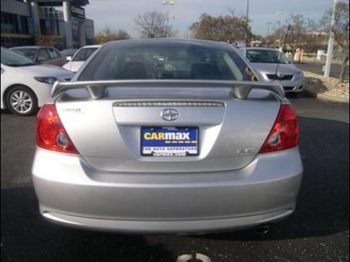 Scion tC 2006 photo 1