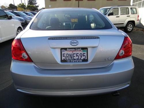 Scion tC 2006 photo 4