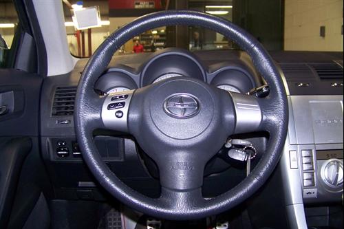 Scion tC 2006 photo 3