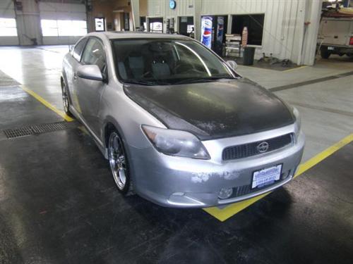 Scion tC 2006 photo 2