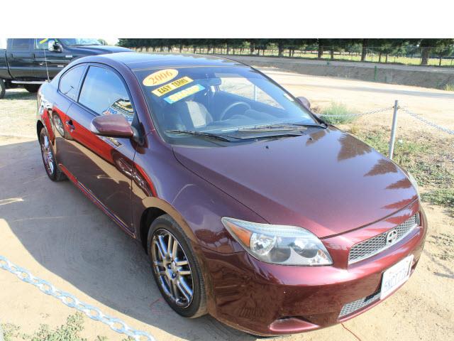 Scion tC 2006 photo 1