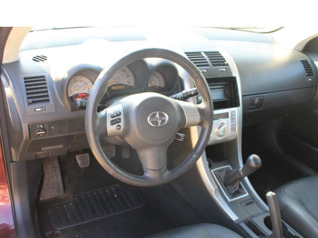 Scion tC 2006 photo 4