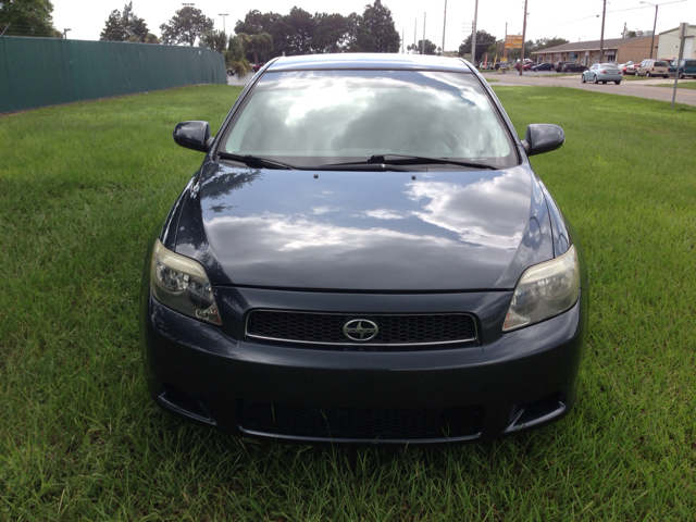 Scion tC 2006 photo 1