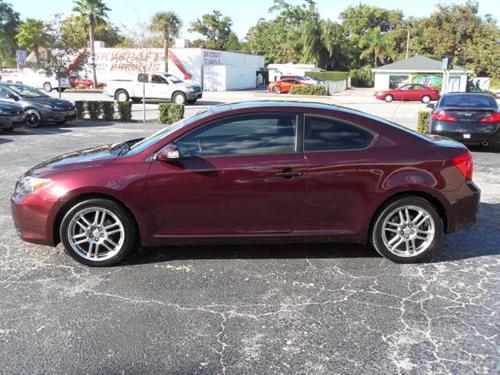 Scion tC 2006 photo 2