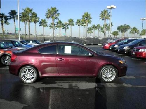 Scion tC 2006 photo 2
