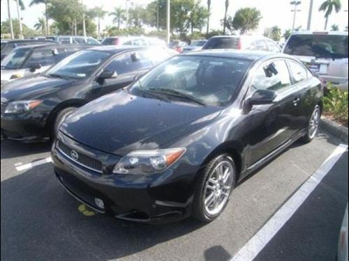 Scion tC 2006 photo 2