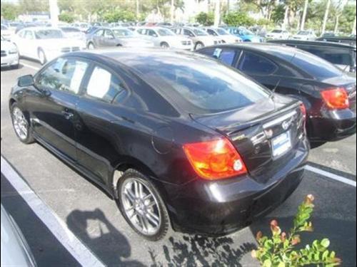 Scion tC 2006 photo 3