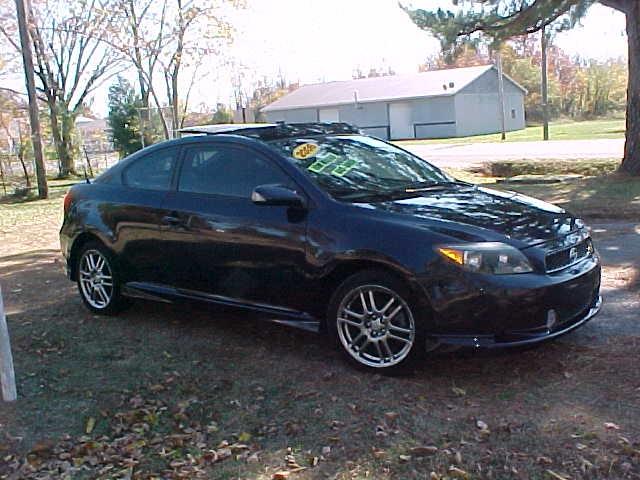 Scion tC 2006 photo 2