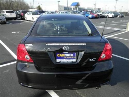 Scion tC 2006 photo 3