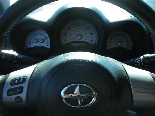 Scion tC 2006 photo 3