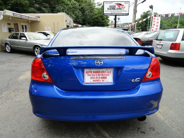 Scion tC 2006 photo 3