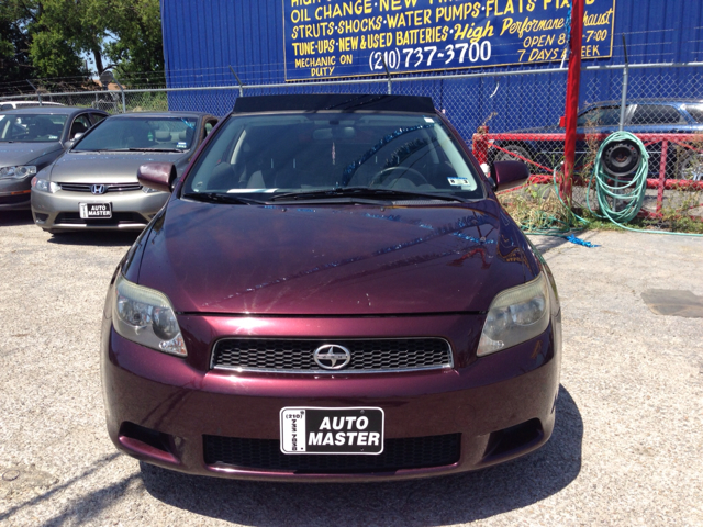 Scion tC 2006 photo 4
