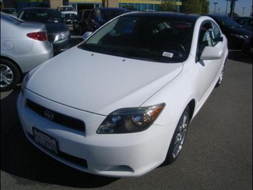 Scion tC 2006 photo 1