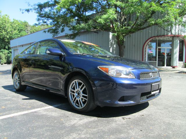 Scion tC 2006 photo 4