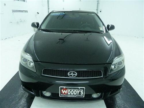 Scion tC 2006 photo 2