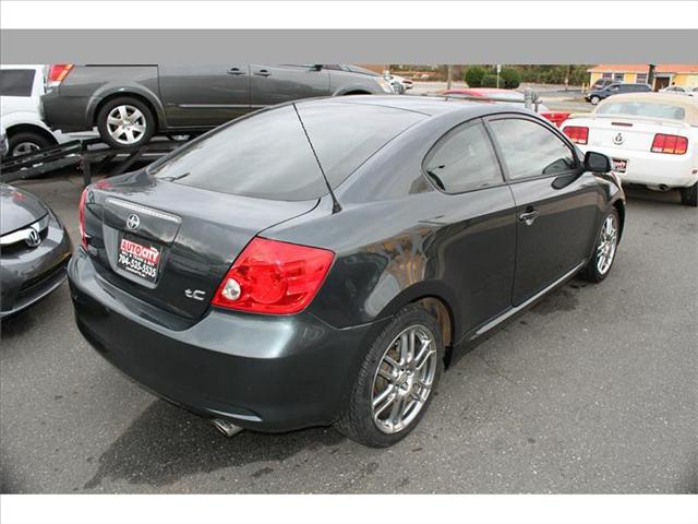 Scion tC 2006 photo 4
