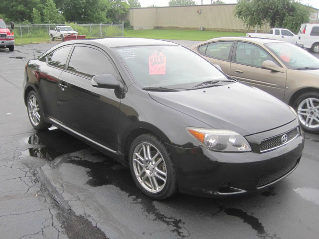 Scion tC 2006 photo 3