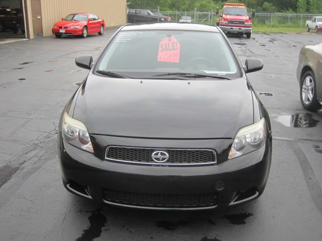 Scion tC 2006 photo 4